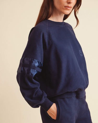 Signature satin oversized sweat 長袖上衣 - 海軍藍
